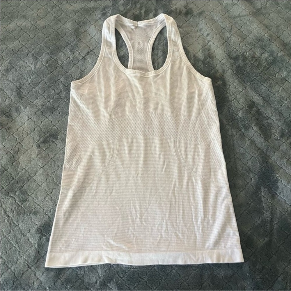 Lululemon Athletica White‎ Racerback Tank Top NWT Athletic Fit